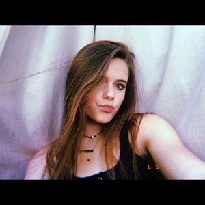 Meet your Posher, Lauren